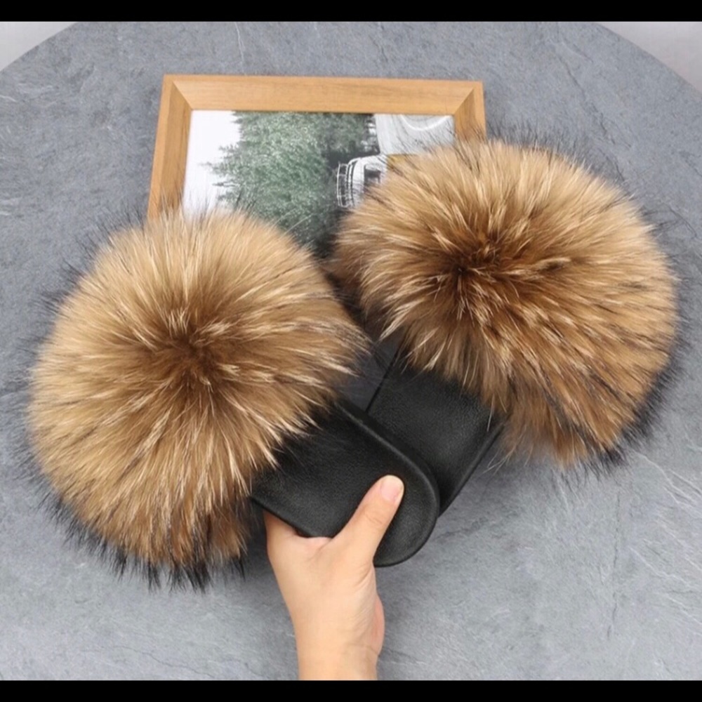 Real X-Large raccoon fur slides